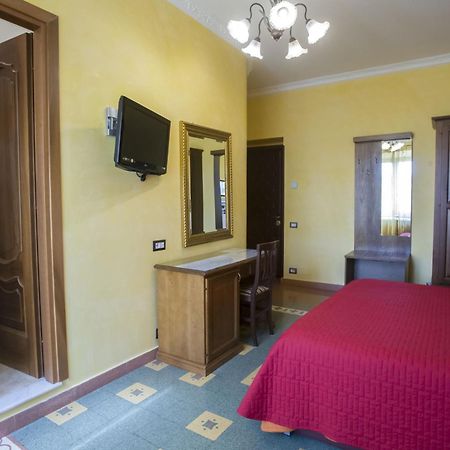Anthony Guesthouse Rom Rum bild